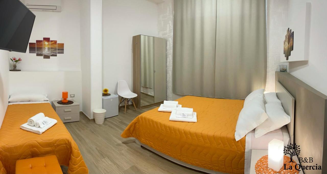 パキーノ La Quercia Bed & Breakfast エクステリア 写真
